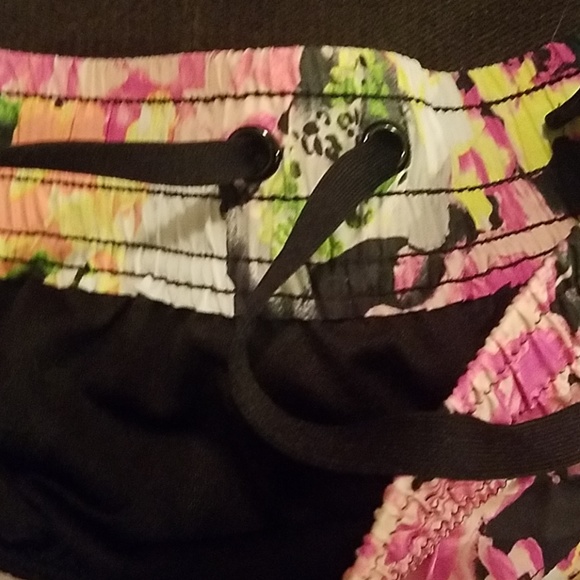 Fila Shorts Small - Picture 3 of 6